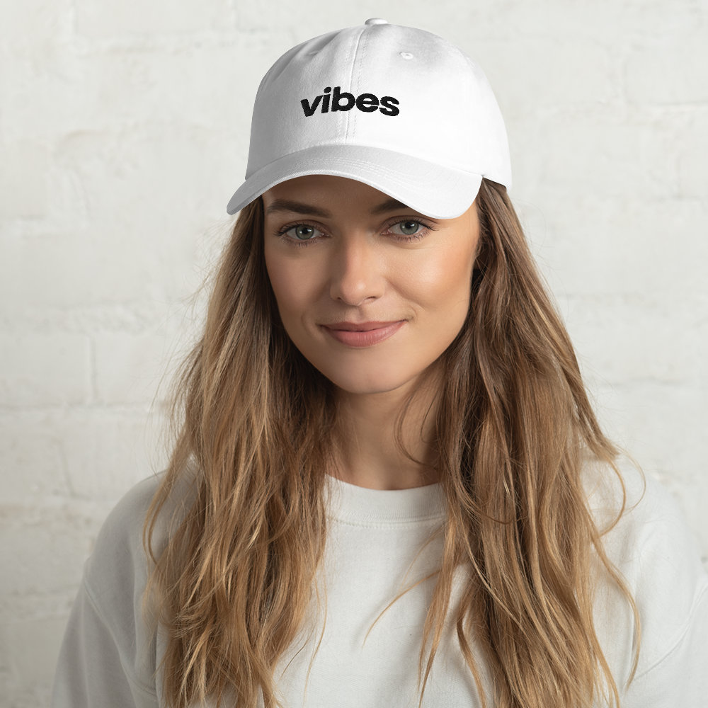 "vibes" embroidered Cap - Collected Vibes